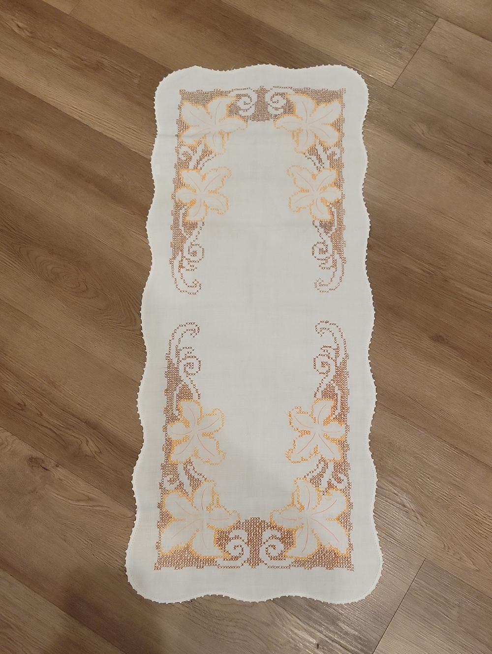Vintage Fall Table Runner